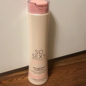 Victoria’s Secret So Sexy Balance Conditioner